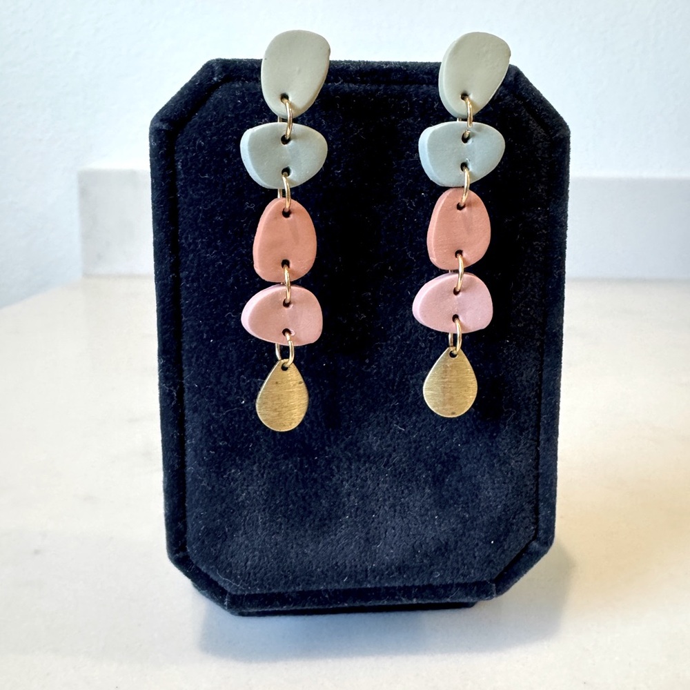 NWOT Multicolor Dangle Earrings